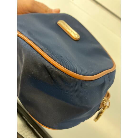 MICHAEL KORS, SMALL NAVY BLUE NYLON BROWN TRIM POUCH - Picture 14 of 16